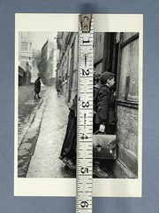 Curious Schoolchildren Photo Art Print Card Robert Doisneau Fotofolio 4.25”x6”