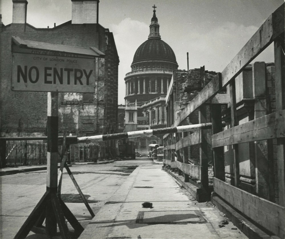 WWII: BOMBED St. Paul’s Cathedral, LONDON 1942 / PIX-K / by Wolfgang SUSCHITZKY