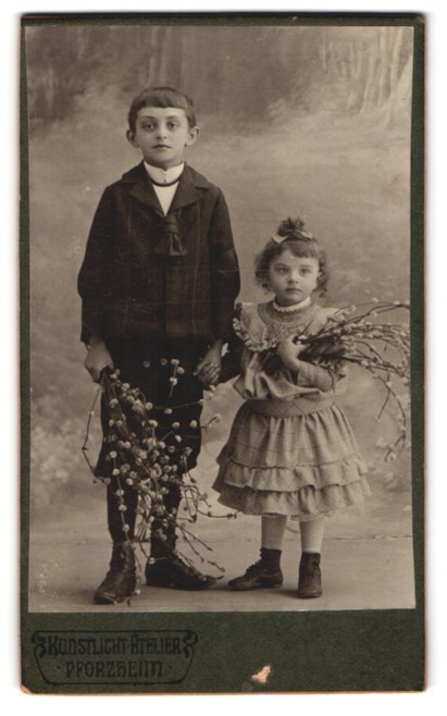 Photography Artificial Light Studio, Pforzheim, Markt 13, Portrait of Two Children with B