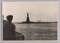 New York USA 1959 – Statue of Liberty from Viewpoint – Photo 1950s
