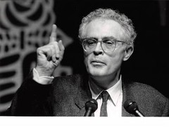 Photo presse.MLE10015.9 13/16×7 1/8in environ.1986.Lionel Jospin.convention.ps