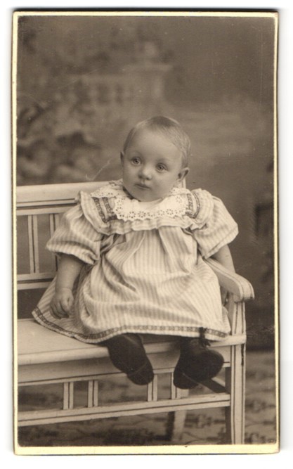 Photograph Joh. B. Carlsen, Christiania, Torvet 12, Little Child on Bench