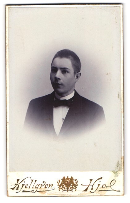 Photograph John Kjellgren, Hjo, Young Man in Suit with Bow Tie