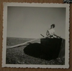 Photo 1957 woman woman girl Tsumarum Friesland Netherlands H15