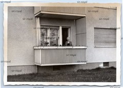 Berlin Lankwitz 1958 – Woman on Balcony – 1950s – Photo 10x7cm