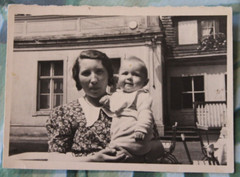 Photo 1938 Zichenau East Prussia Poland Ciechanów woman child HG