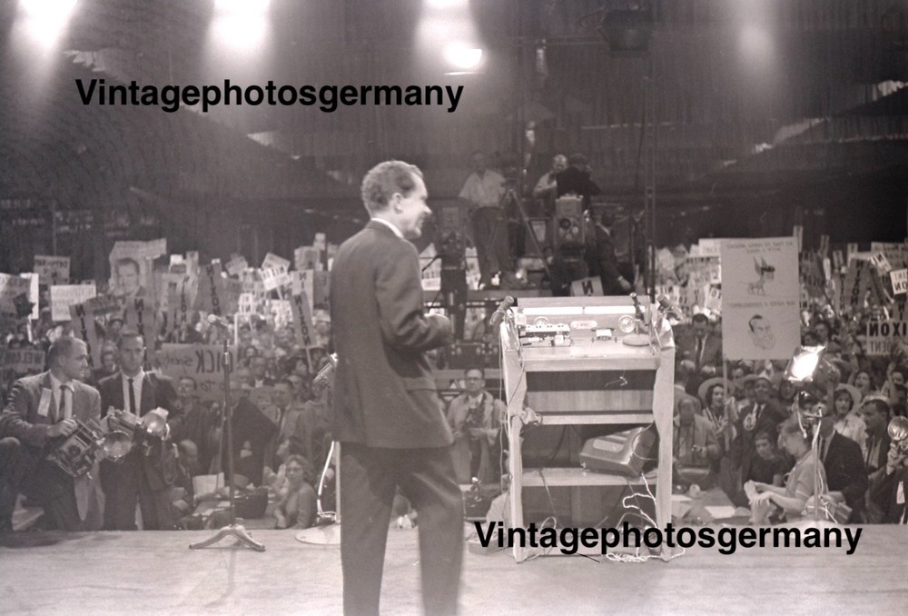 Z5961 original negative from the 1960s Richard Nixon election campaign