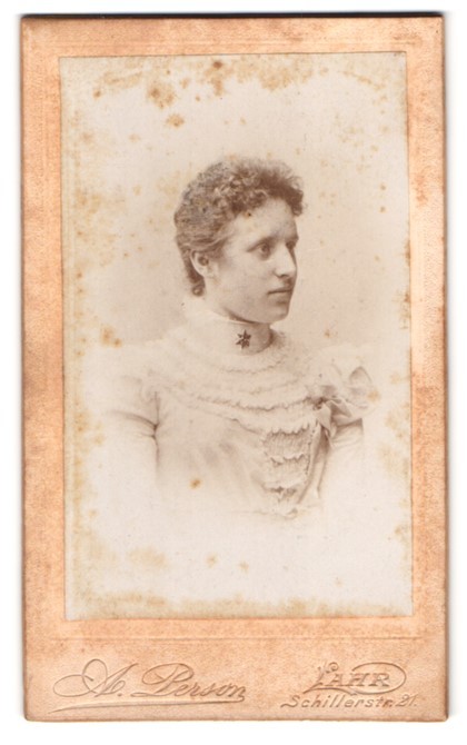 Photograph A. Person, Lahr, Schillerstraße 21, woman in white dress with frizzy