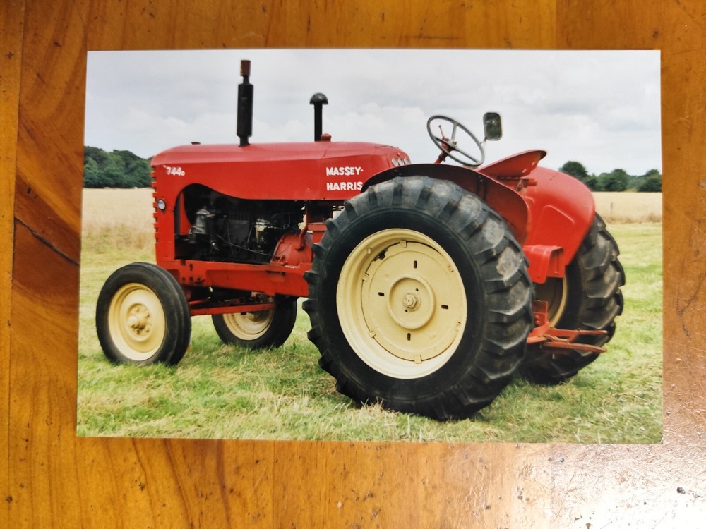 Photo Massey Harris tractor hauler photo FJ