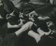 ALFREDO VALENTE – Feet, Sheet Fed Gravure