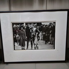 Original Signed Street Photography «Daily Plaza 1990» Framed Chicago Art E. Thom