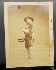 Photo CDV KAB Portrait Actor Robber Gun Gun Man Studio Cabinet Picture