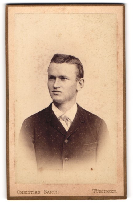 Photograph Christian Barth, Tübingen, Mr. Varels in suit, 1893
