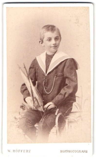 Photography by W. Höffert, Dresden, Prager-Str. 6, boy with sailboat
