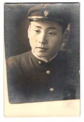28 photographs Japan/Nippon, uniform portrait’s young men, photographs te