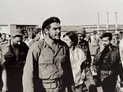 Lot of 3 Signed Prints by A. Korda of Che Guevara – Original Photographs