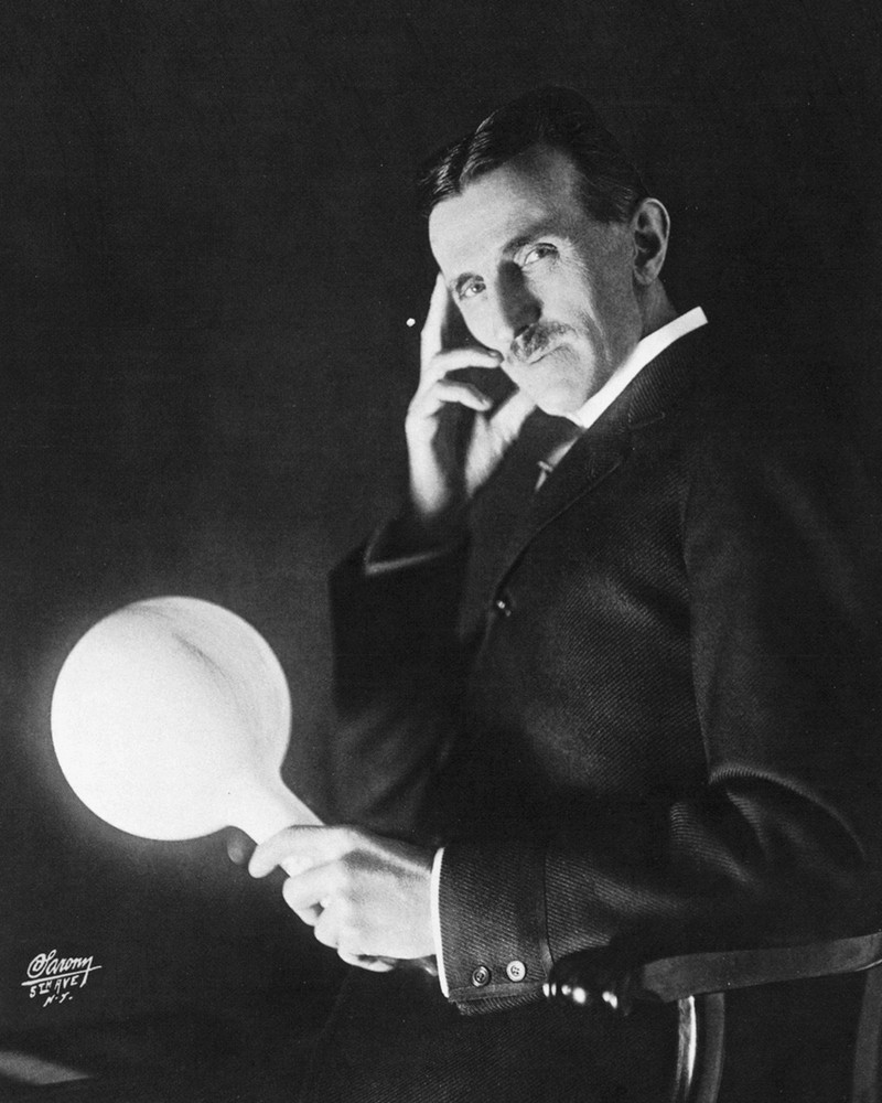 Nicola Tesla holding light bulb Portrait Photograph Print 8″x10″ Wall Art 8×10
