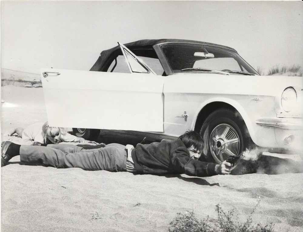 24×18 Orig Movie Photo 1968 On A Friday In Las Vegas Ford Mustang Convertible Photo