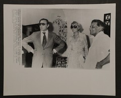 Richard Burton and Susan hunt in Haiti Press Photograph 8×10, b/w 1976
