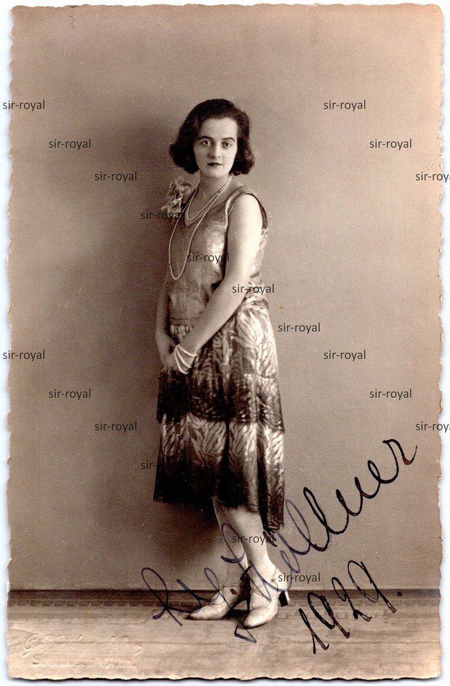 Seehausen Altmark 1929 – Pretty Woman in Portrait – 1920s – RPPC Photo Postcard 9x14cm