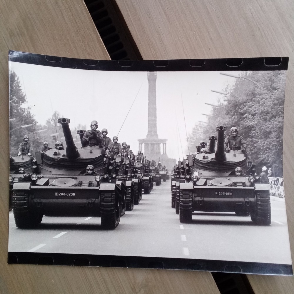 Old Original Photo Allied Parade Berlin 1977 16X21cm Mrotzkowski