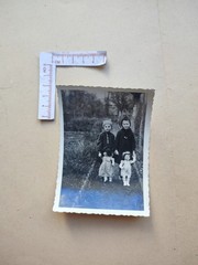 🟠 Vintage Photograph Photo 1950s Girls Sisters Dolls