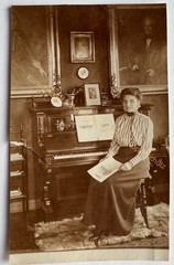 orig. Photo Girl Woman Piano Music Circa 1910 Sheet Music Schumann Soup