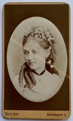 orig. CDV photo photograph woman lady picture old fashion around 1870 Vienna Beer beautiful