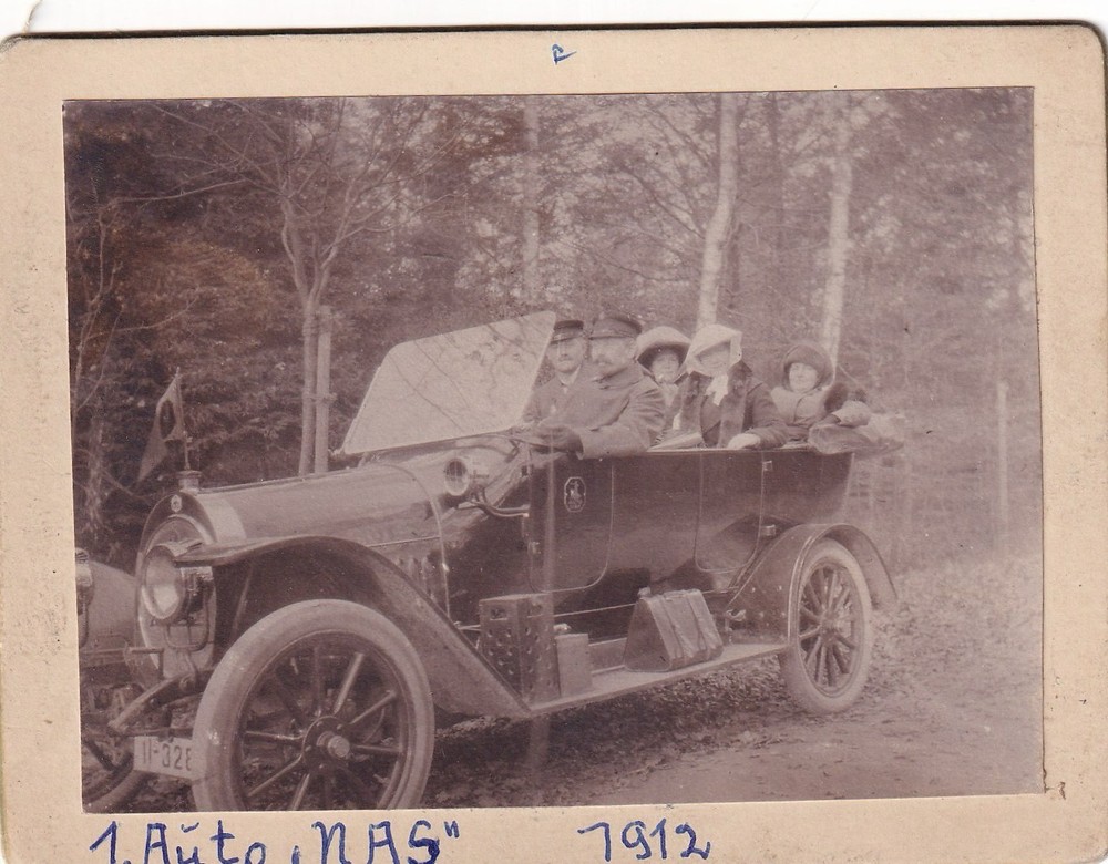 Photo on Cardboard – People in Automobile – 1912