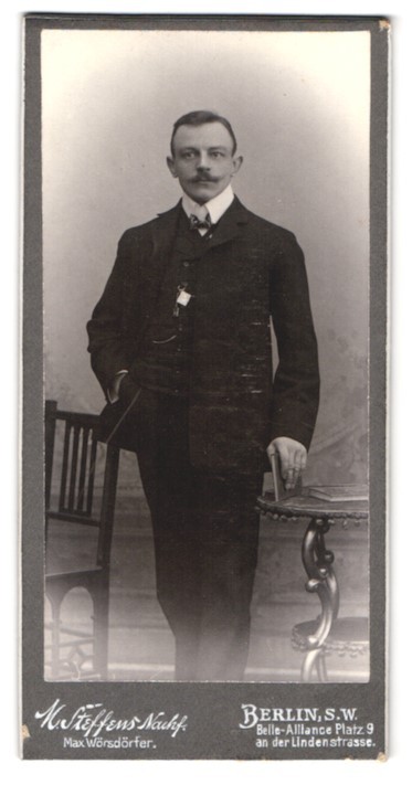 Photograph M. Steffens Nachf., Berlin, Belle Alliance Platz 9, portrait gentleman in