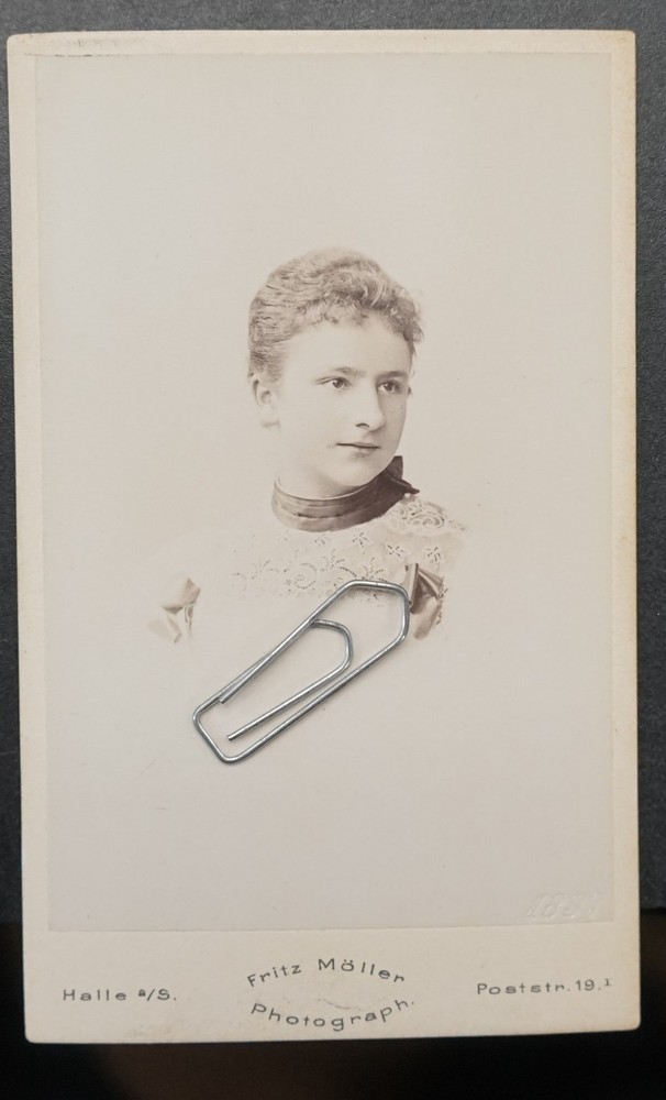 Photo CDV KAB portrait businesswoman Halle Saale 1897 young youth blouse model old