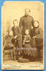 Photo, soldier in uniform with his family, Königsberg in Prussia, around 1877!!!