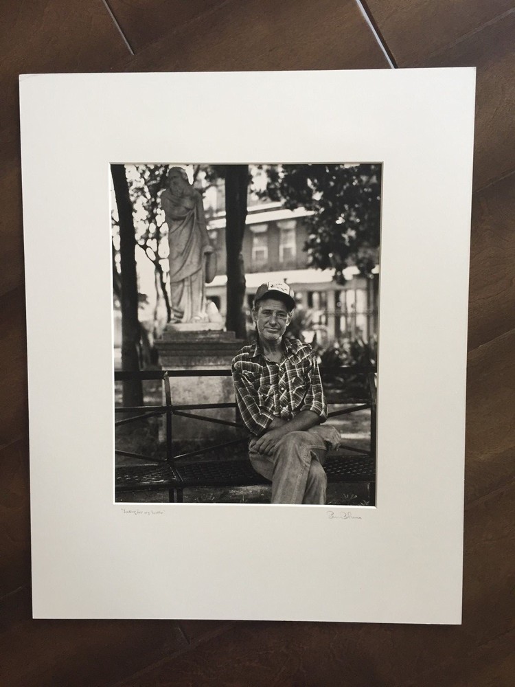 BRUCE BLUM SIGNED B&W Photo Print (16″X 20″)-«Look For My Brother»