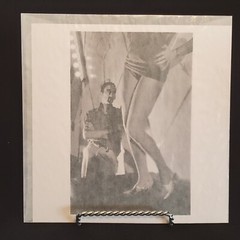 Susan Meiselas Magnum Square Print 6″x6″ «GAWKER…» New in Sealed Unopened Bag