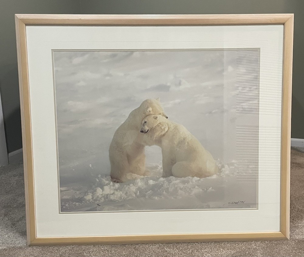 Thomas Mangelsen’s “Bear Hug”. Signed Limited Eddition Print, 792/1500. Framed