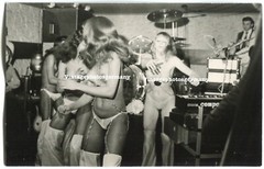D4319 Foto 60er Jahre Nackte hübsche Frau Frauen Hippie Musik Band Woodstock Akt