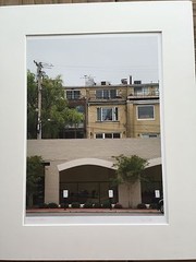 BRUCE BLUM SIGNED B&W Photo Print (17 3/4″X12 3/4″)- «Business and Houses»
