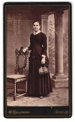 Photograph W. Dalchow, Egeln, portrait of an elegantly dressed young woman mi