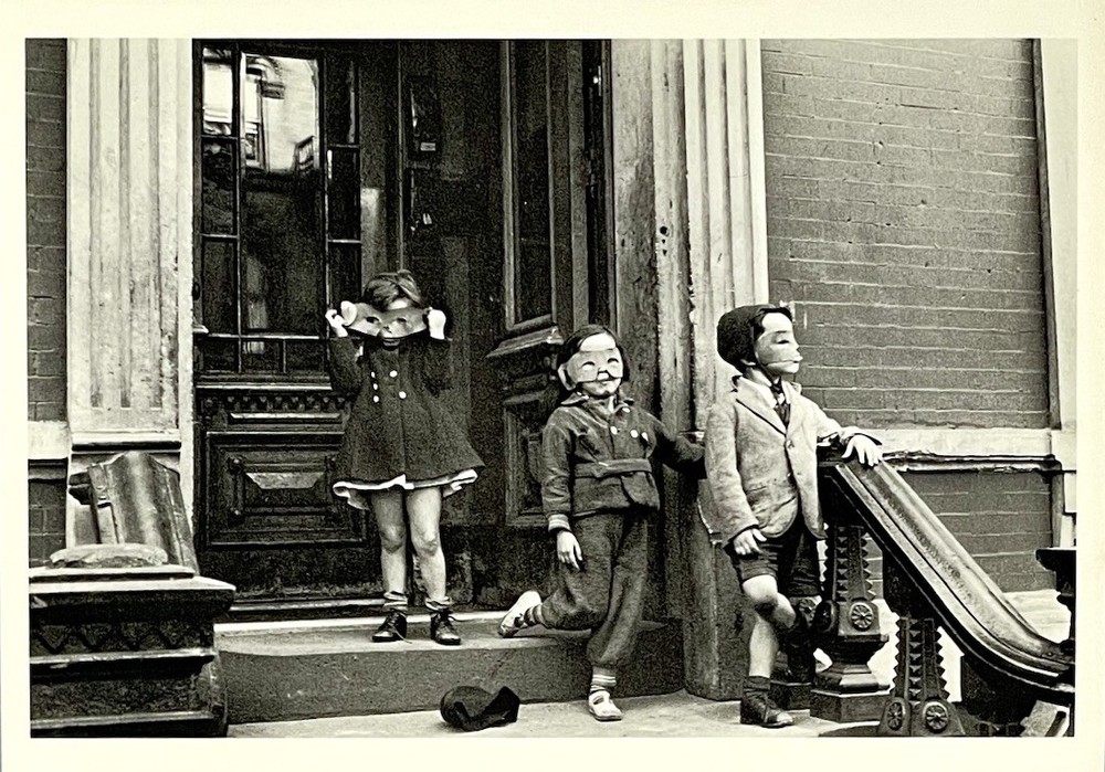 Halloween NYC 1942 Art Print Card Photo By Helen Levitt Fotofolio 4”x6” Masks