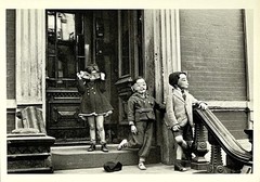 Halloween NYC 1942 Art Print Card Photo By Helen Levitt Fotofolio 4”x6” Masks