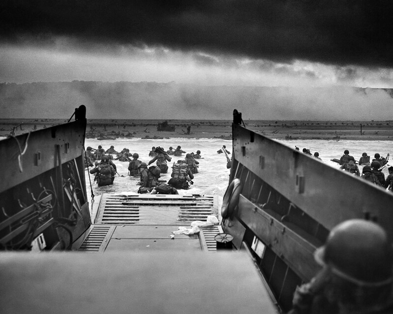 New World War II Photo: U.S Solders Land in France for D-Day Invasion – 6 Sizes