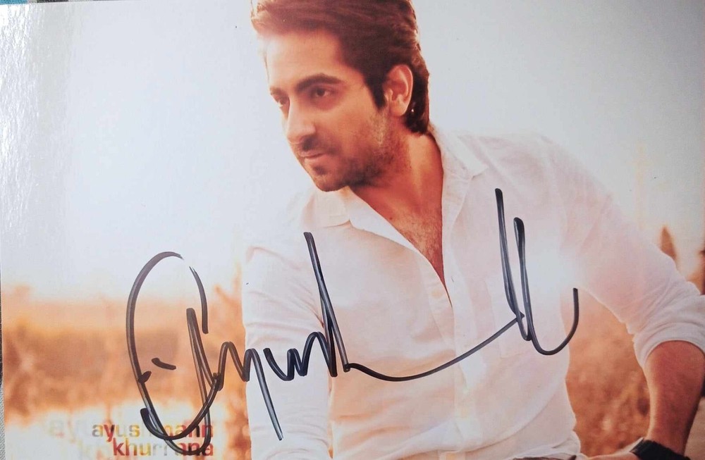 Autograph of Ayushmann Khurrana India – signed photo – Bollywood movie actor