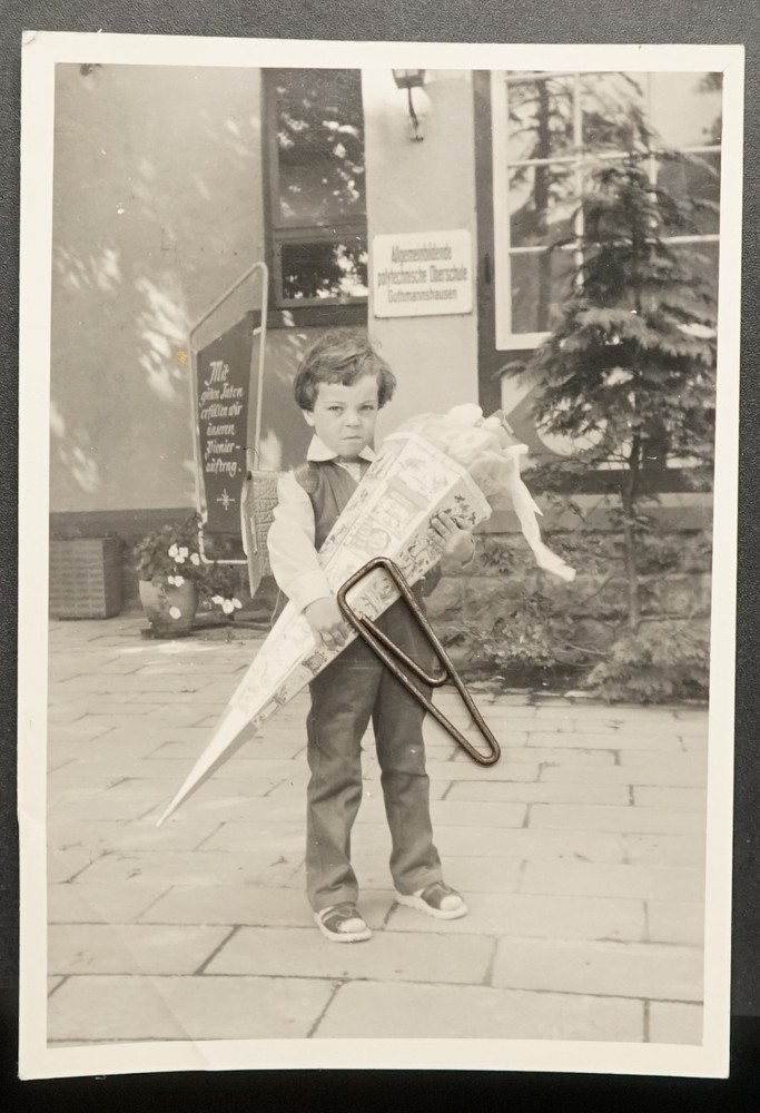 Photo portrait child boy enrolment Guthmannshausen Buttstädt school sign old
