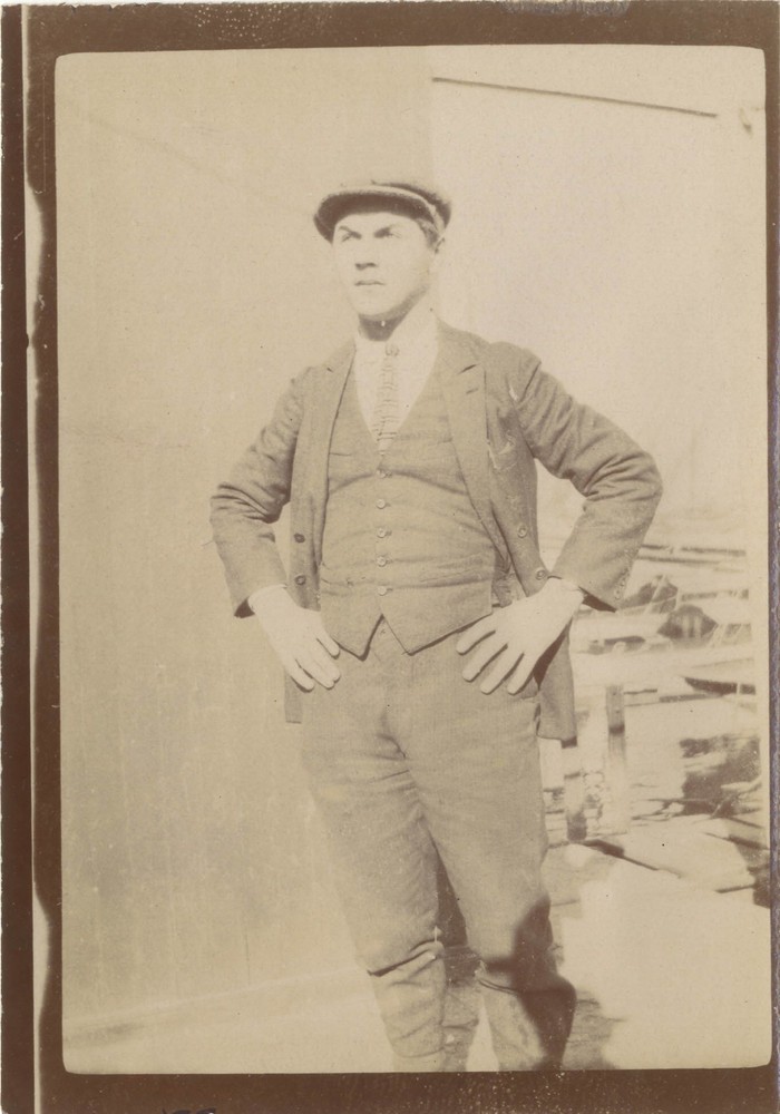 Snapshot Man Photography Anonymous Vintage Analog PL34L2P19