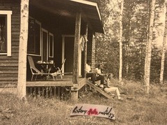 ❤️Bundle 3 Photos Beautiful Women Girls Older Wooden House Forest Nature 70-80s ~7×10