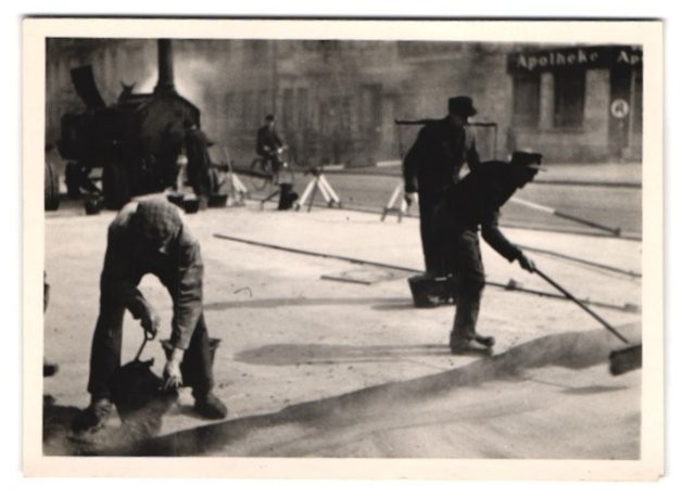 2 photographs road workers at work at an intersection