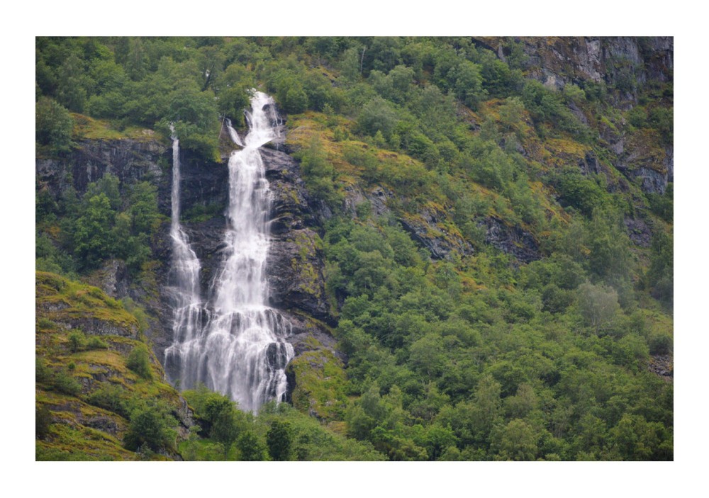 Small Mountainside Waterfall, High Resolution Image, Many Formats, TV Art