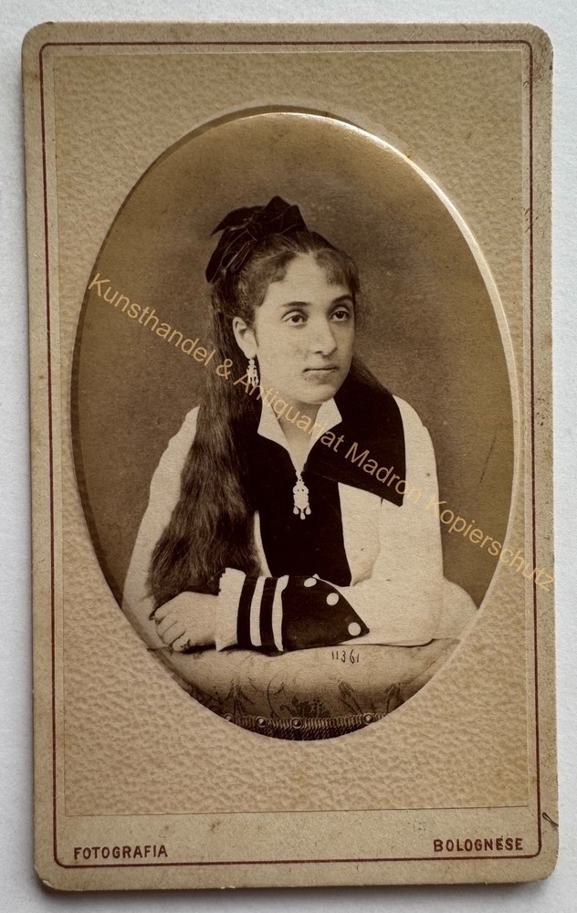orig. CDV photo photograph old picture woman lady fashion around 1870 Bolognese Fotografia