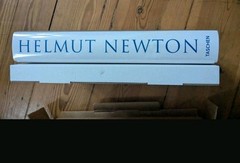 Helmut Newton SUMO BAGS with Book Stand and Making of!