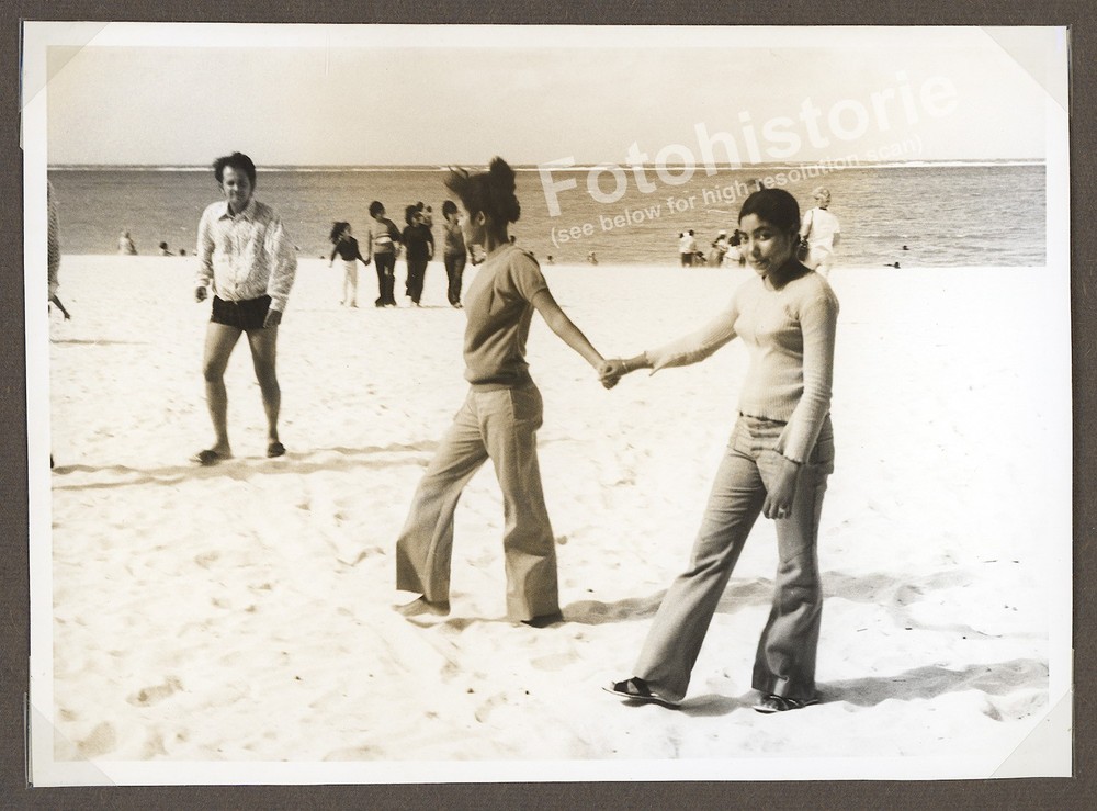 Photo Mauritius Beach Girl Walking Locals 1960s Africa Colonial